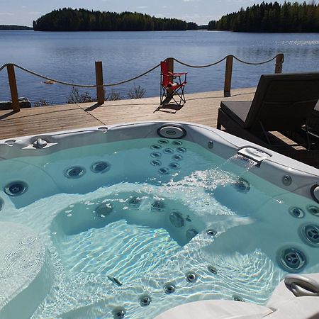 Stunning Log Cabin 45M2 On The Shore Of Kallavesi. Kuopio Ngoại thất bức ảnh