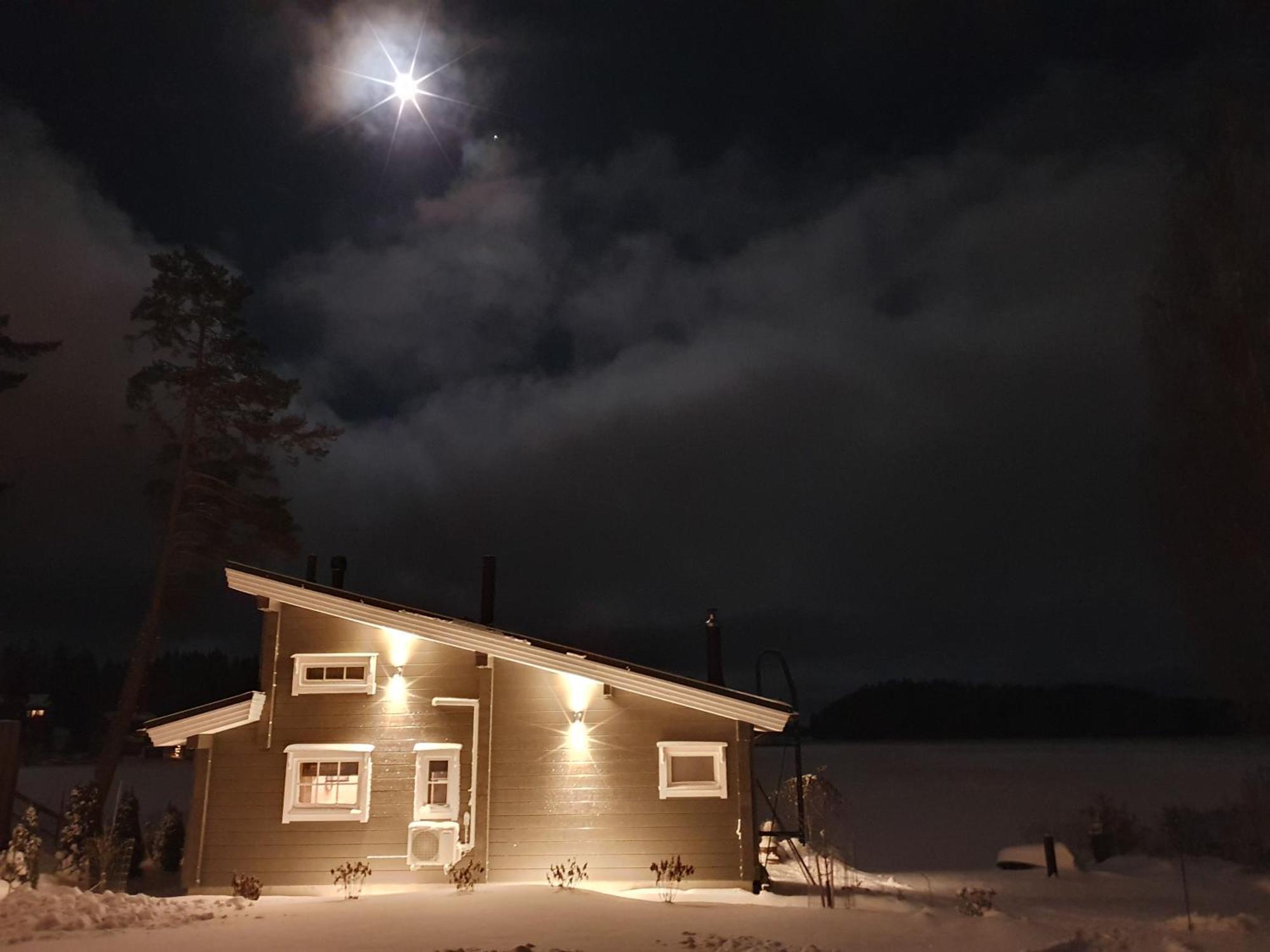 Stunning Log Cabin 45M2 On The Shore Of Kallavesi. Kuopio Ngoại thất bức ảnh