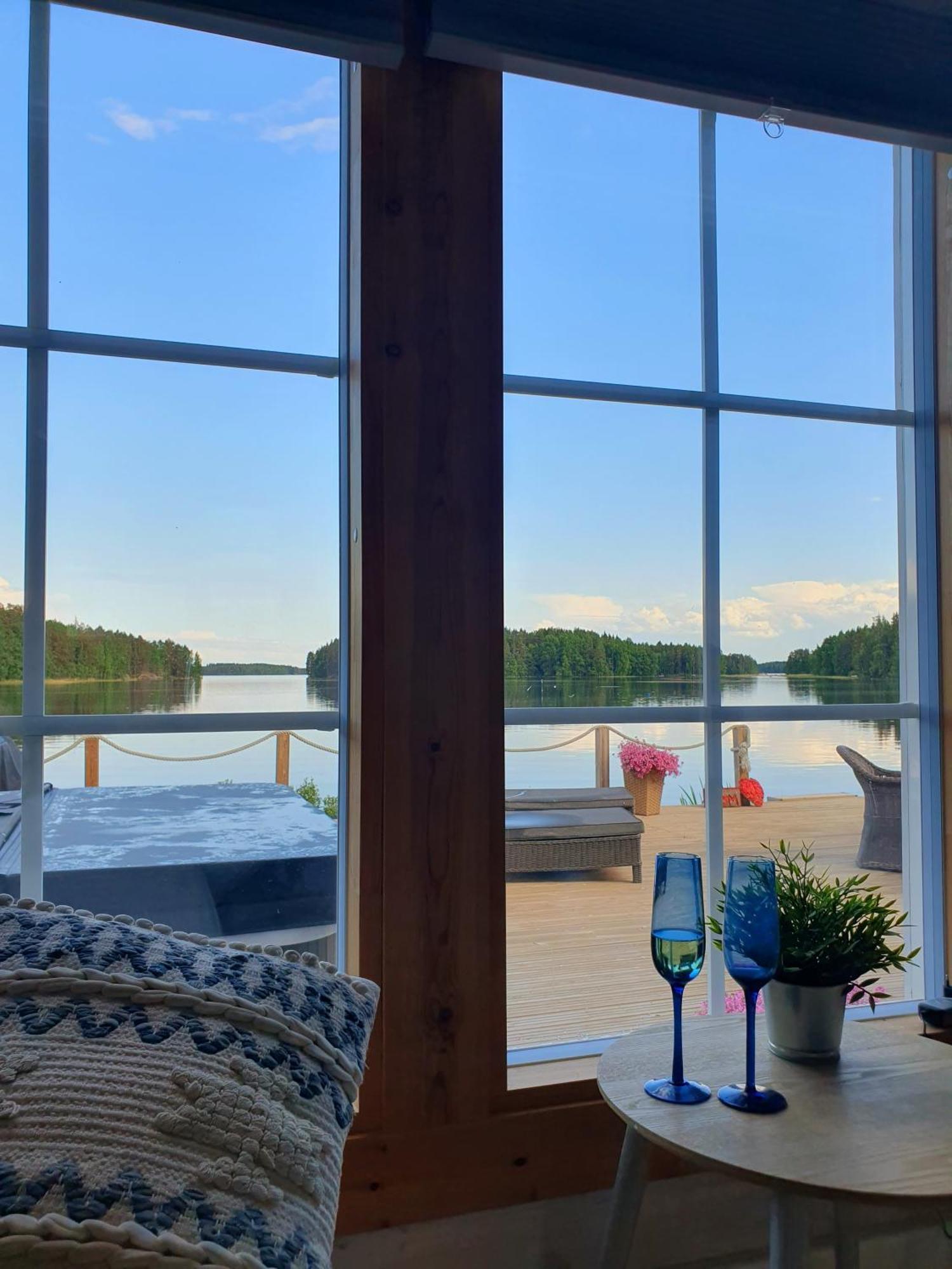 Stunning Log Cabin 45M2 On The Shore Of Kallavesi. Kuopio Ngoại thất bức ảnh